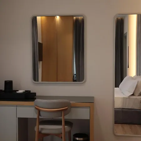 Vila-l Hotel Tirana