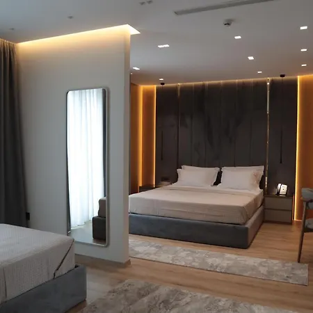 Vila-l 4* Tirana