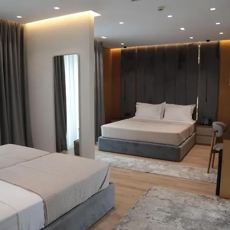 Vila-l Hotel