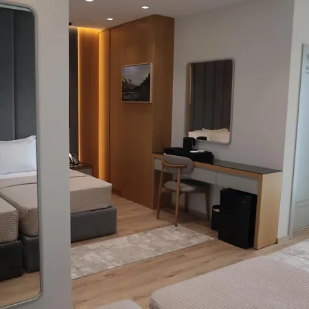 Vila-l Hotel 4*