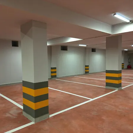 Vila-l Hotel Tirana